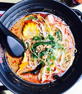 辣闯武林米粉麻辣烫