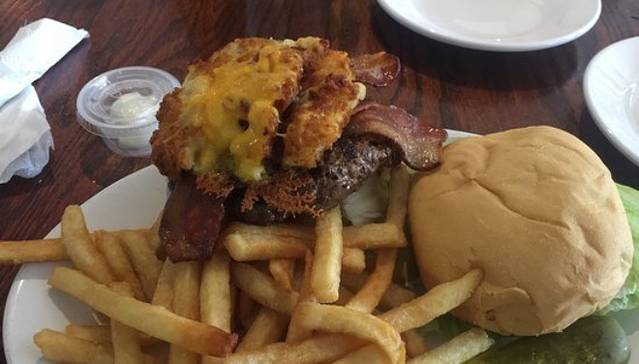 Crafty Bastards - Craft Beer Restaurant & Pub