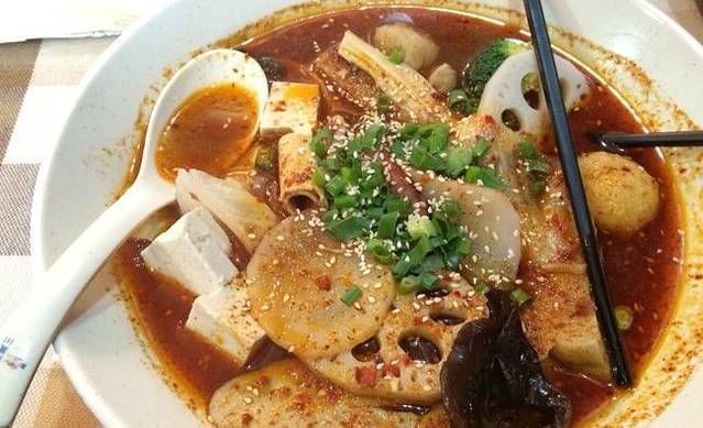 三顾冒菜(雁塔区师大店)