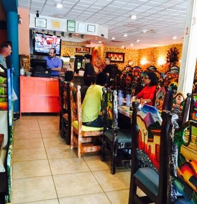 Los Tres Hermanos Bar & Grill