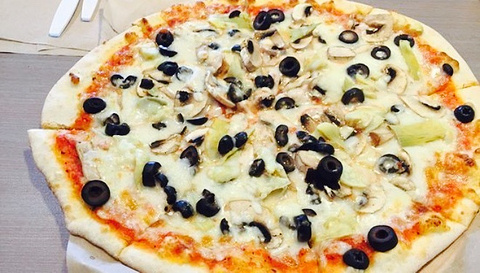 Sophie's Gourmet Hawaiian Pizzeria