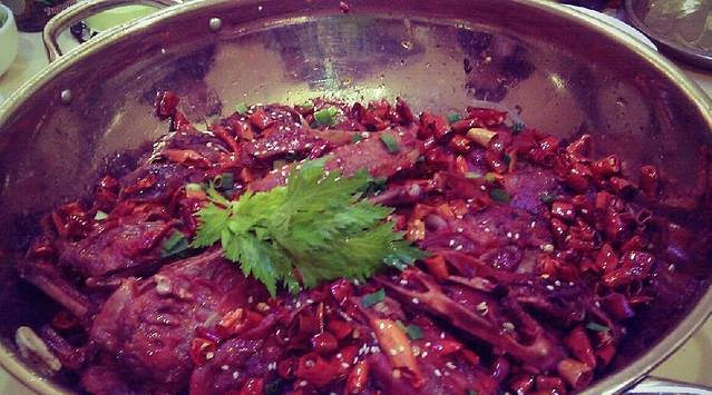 新渝干锅辣鸭头(万年泉路店)