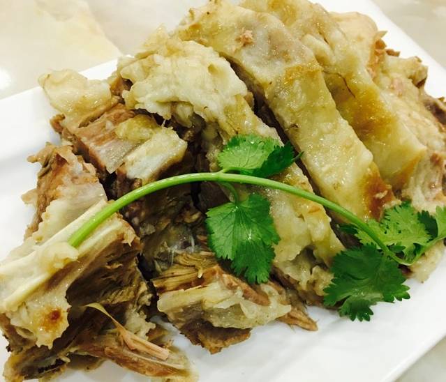 马成虎手抓美食城