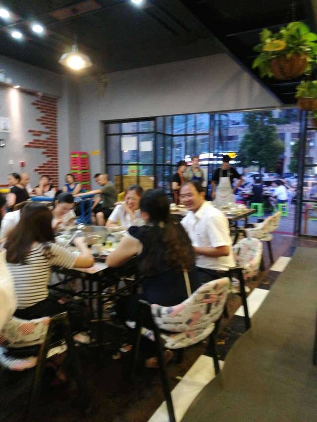 潮牛道养生汤锅(白土坝店)