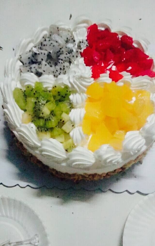 雨果法式蛋糕(丹阳路塔寺天桥店)