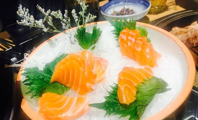 八幡無二·烤肉寿喜锅自助(江都金鹰店)