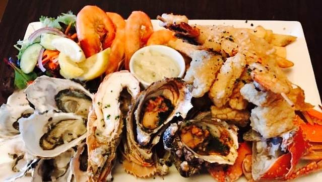 Bay View Bar and Grill