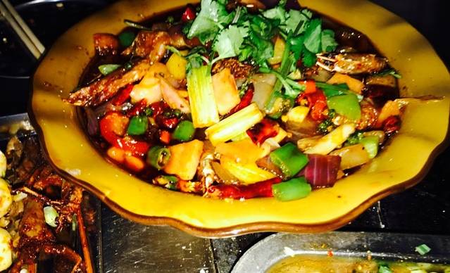 香香烧烤(青华街店)