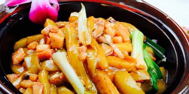 沙滩广场海鲜大排档