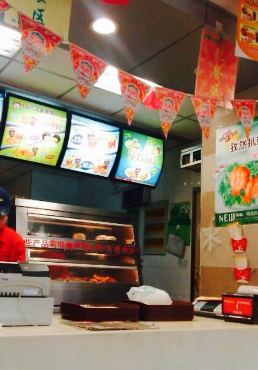 华莱士·全鸡汉堡(费县店)