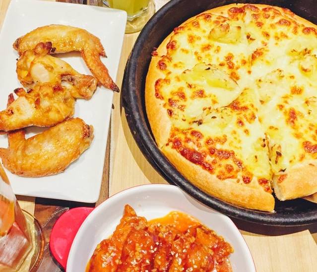 必胜客(万科广场店)