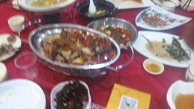 食湘宴(江边店)