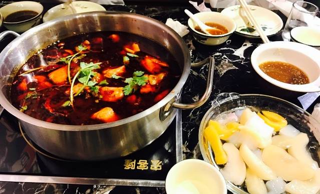 宏客隆无烟火锅(天成二店)