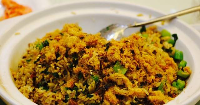 金塔湾海鲜酒楼(华泰店)