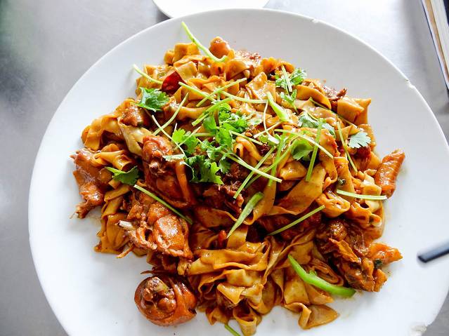 苗氏卷子鸡(万寿街店)