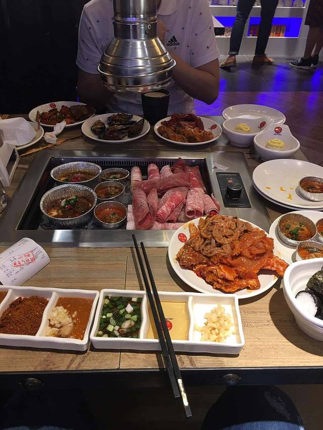 炭烤麻里·臻选自助烤肉料理(八一广场店)