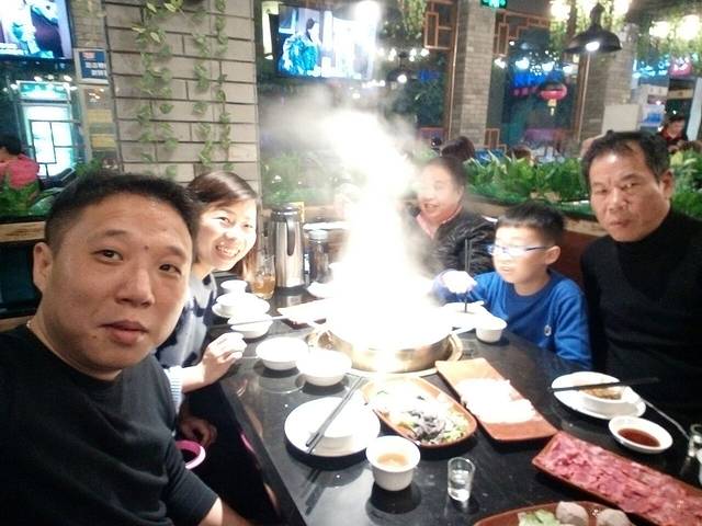 潮汕雄发牛肉火锅