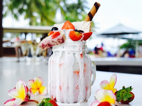 cool box ice cream bar at shangri-las tanjung aru