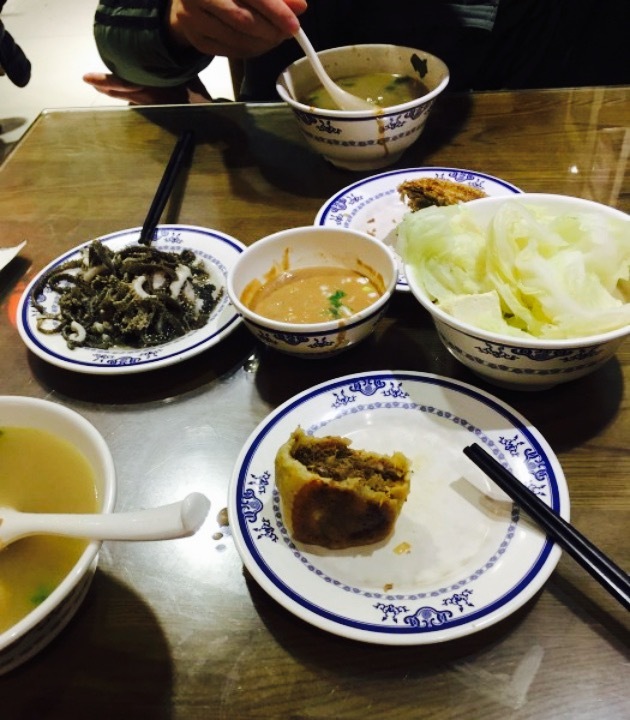 老爆肚满五香烧牛羊肉