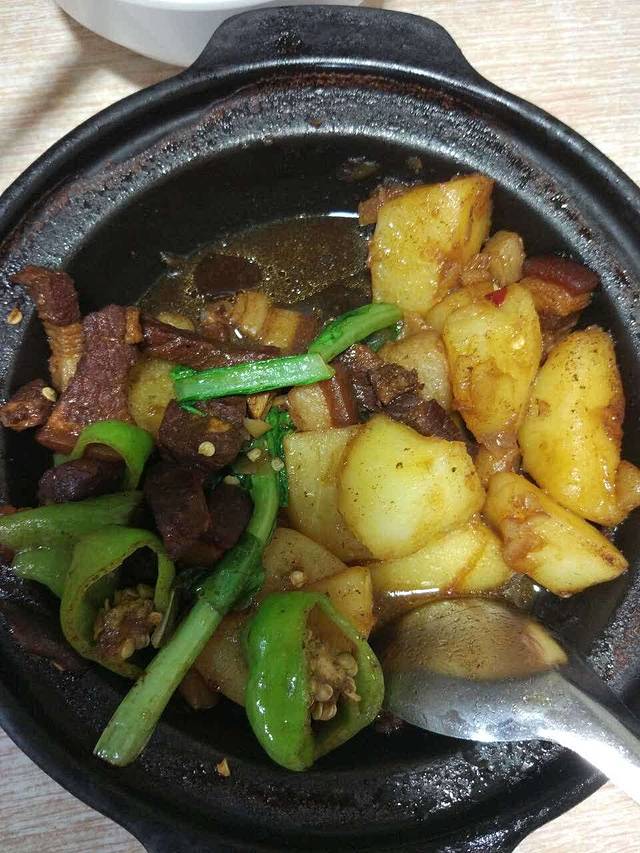 聚香园黄焖鸡米饭(科技路店)