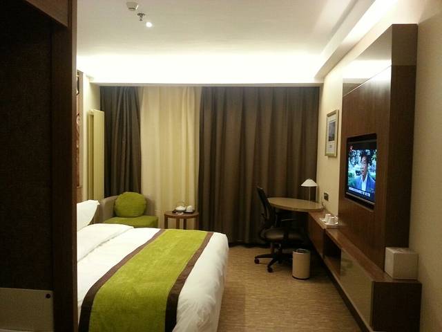 亚朵酒店(高新店)