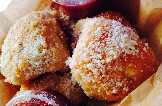 Mike's Pizza and Pub