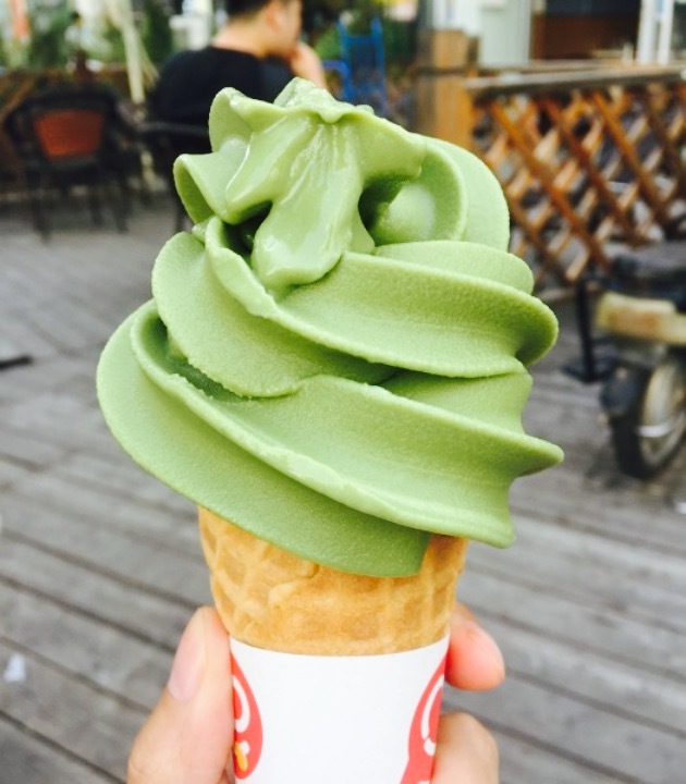 蜜雪冰城(万达火车头步行街店)