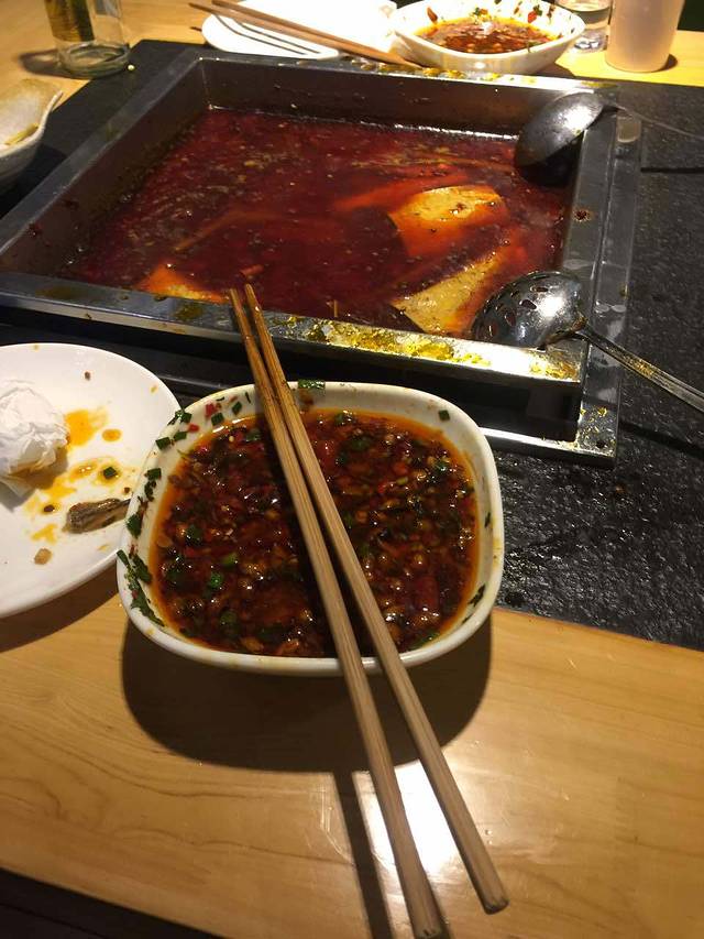 味当家鱼头火锅(金沙店)