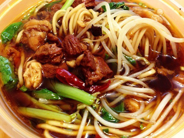 扬子云南过桥米线(南万店)