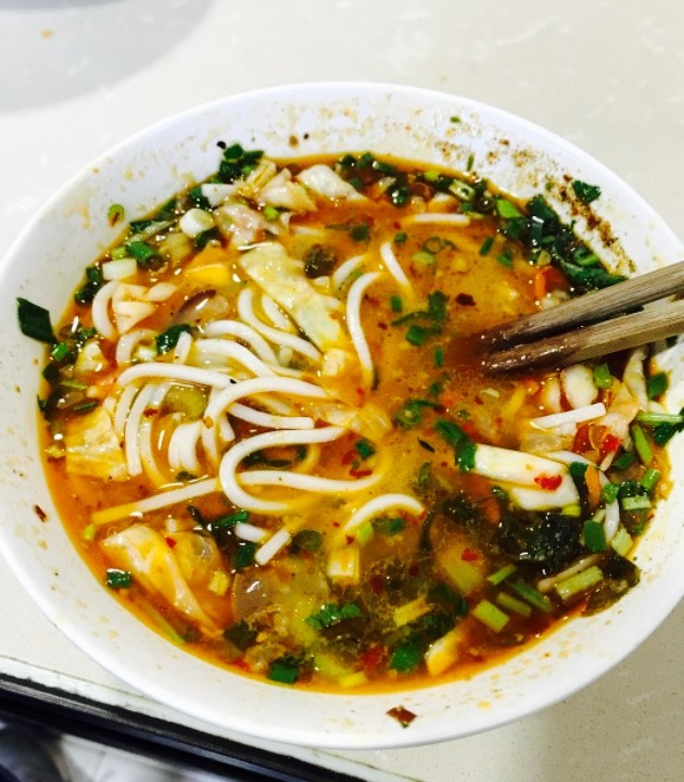 金贝傅记旺子米线锅锅菜(大理站店)