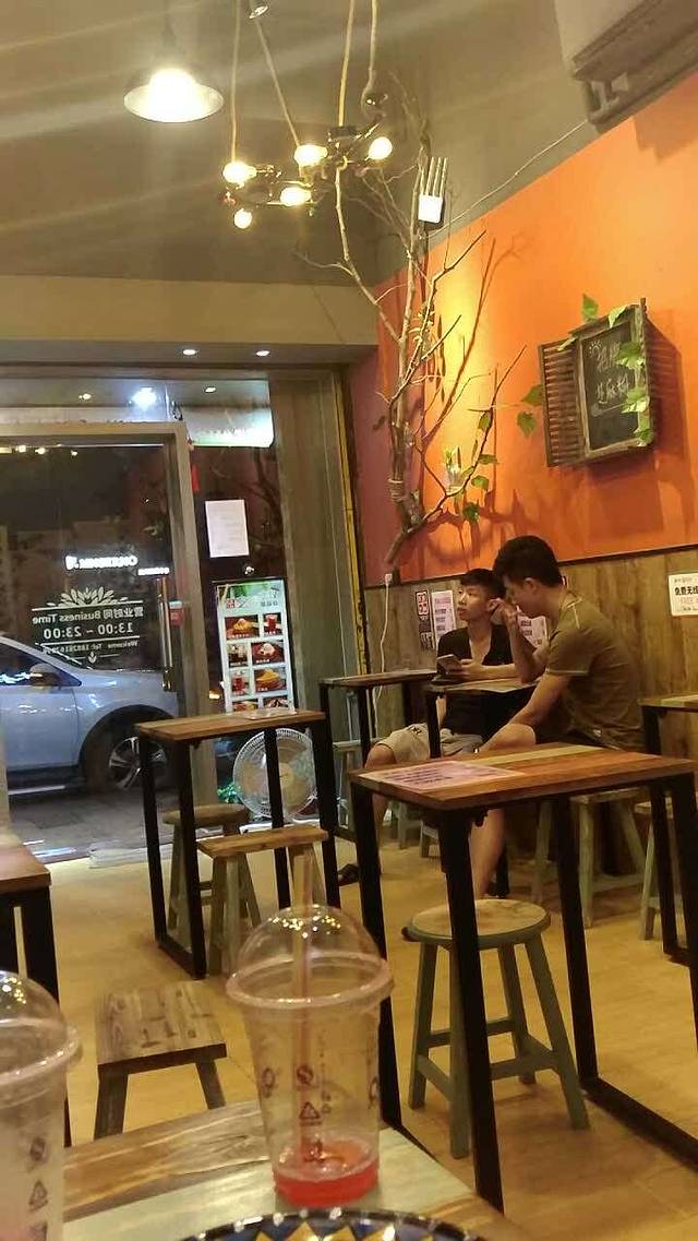 芝麻大叔甜品店(江华店)