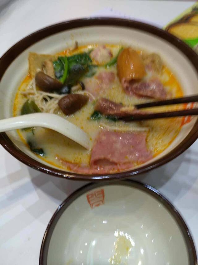 张亮麻辣烫(环球港店)