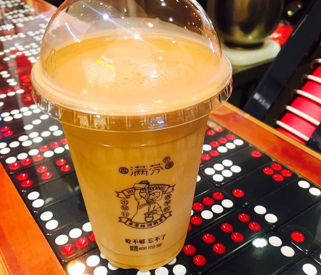 满芬特色:西洋菜蜜 鱼蛋车仔面 阿华田 芝士鸡蛋仔 茶走 现拉丝袜奶茶