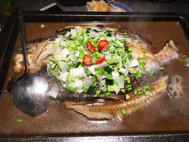 探鱼·鲜青椒爽麻烤鱼(右一城店)