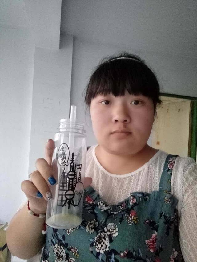 沪上阿姨鲜果茶(九隆广场店)