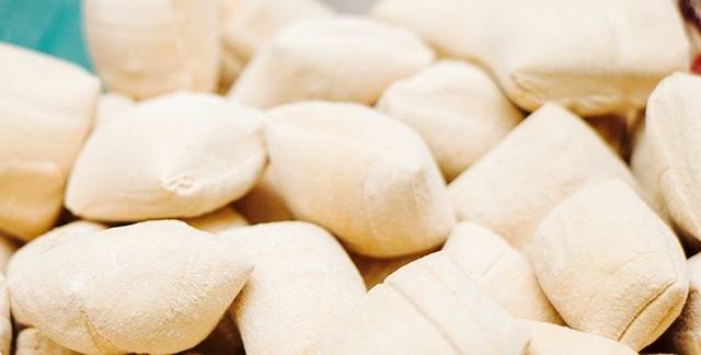 姜茶礼包 葱棍糖 义乌油枣 蜜枣 红糖姜糖 糖勾麻花 玉米麻糖 白芝麻