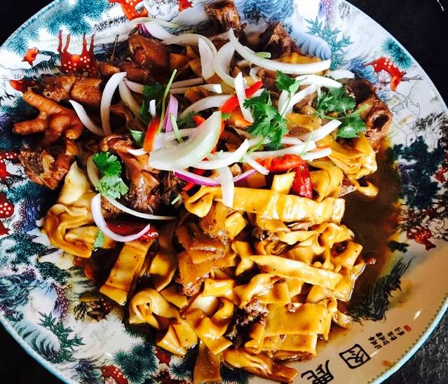 苗氏卷子鸡(西关店)