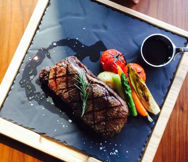 成都华尔道夫酒店·麒麟·扒房