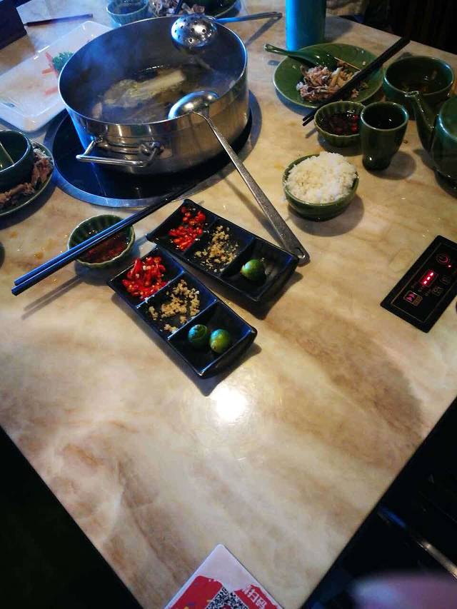 四季椰林椰子鸡(福田华强茂业店)