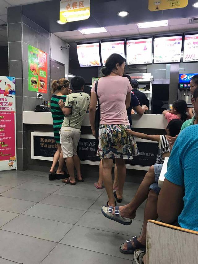 华莱士·全鸡汉堡(凤凰店)