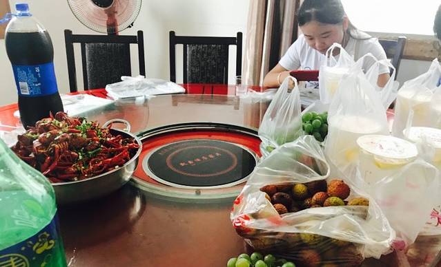 虾路相逢小龙虾(花溪公园店)