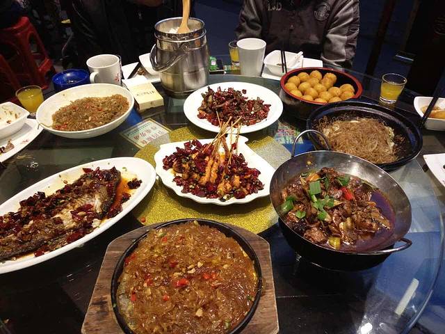 竹篓人家(滨河路店)