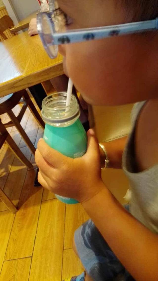 一鸣真鲜奶吧(萧山戈雅店)