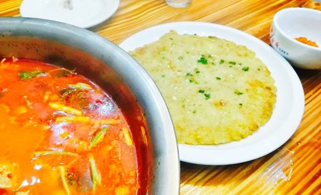 聚贤阁酸汤鱼(街道口店)