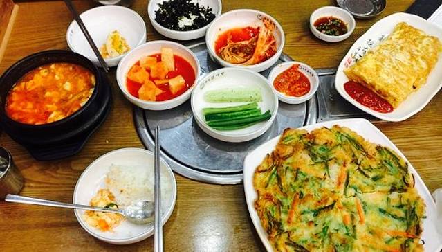 Onedang Gamjatang Myeongdong 1