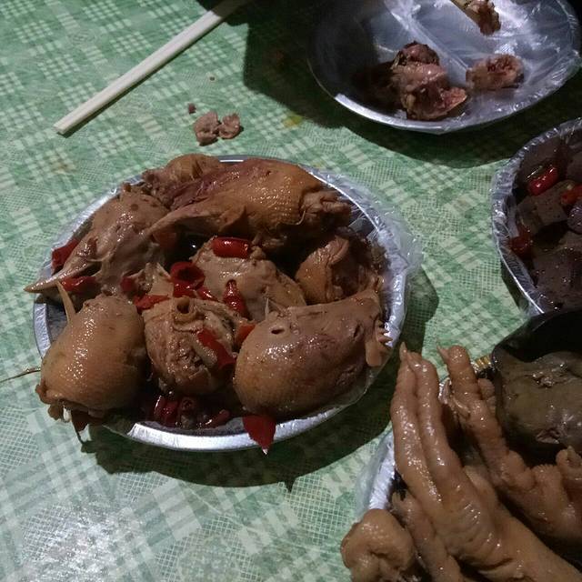 梁老三麻辣鸡头总店