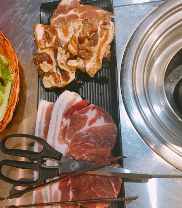 首尔猪排(奉炮公路店)