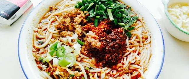 点食坊莲花白米线