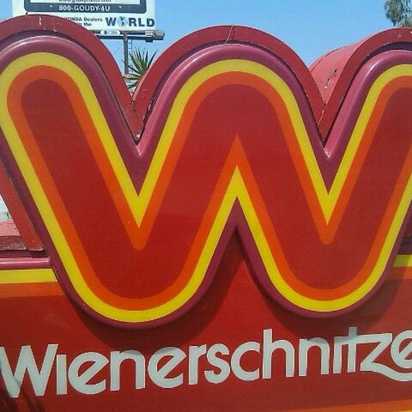 wienerschnitzel