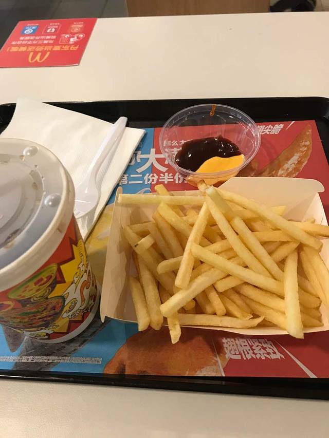 麦当劳(丹东万达广场店)